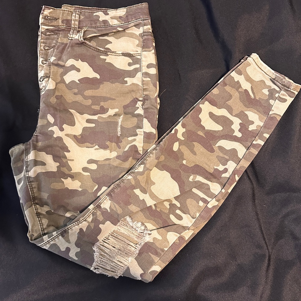 Mudd High-Rise Camo Jeggings – Stretch Skinny Pants (Juniors 11)
